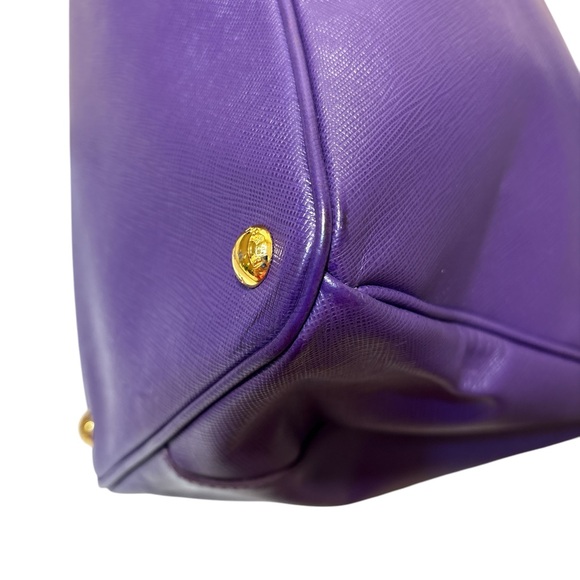 š„EUC Prada Saffiano Lux Leather Purple Tote
š„HOST PICKš„ - Picture 7 of 17